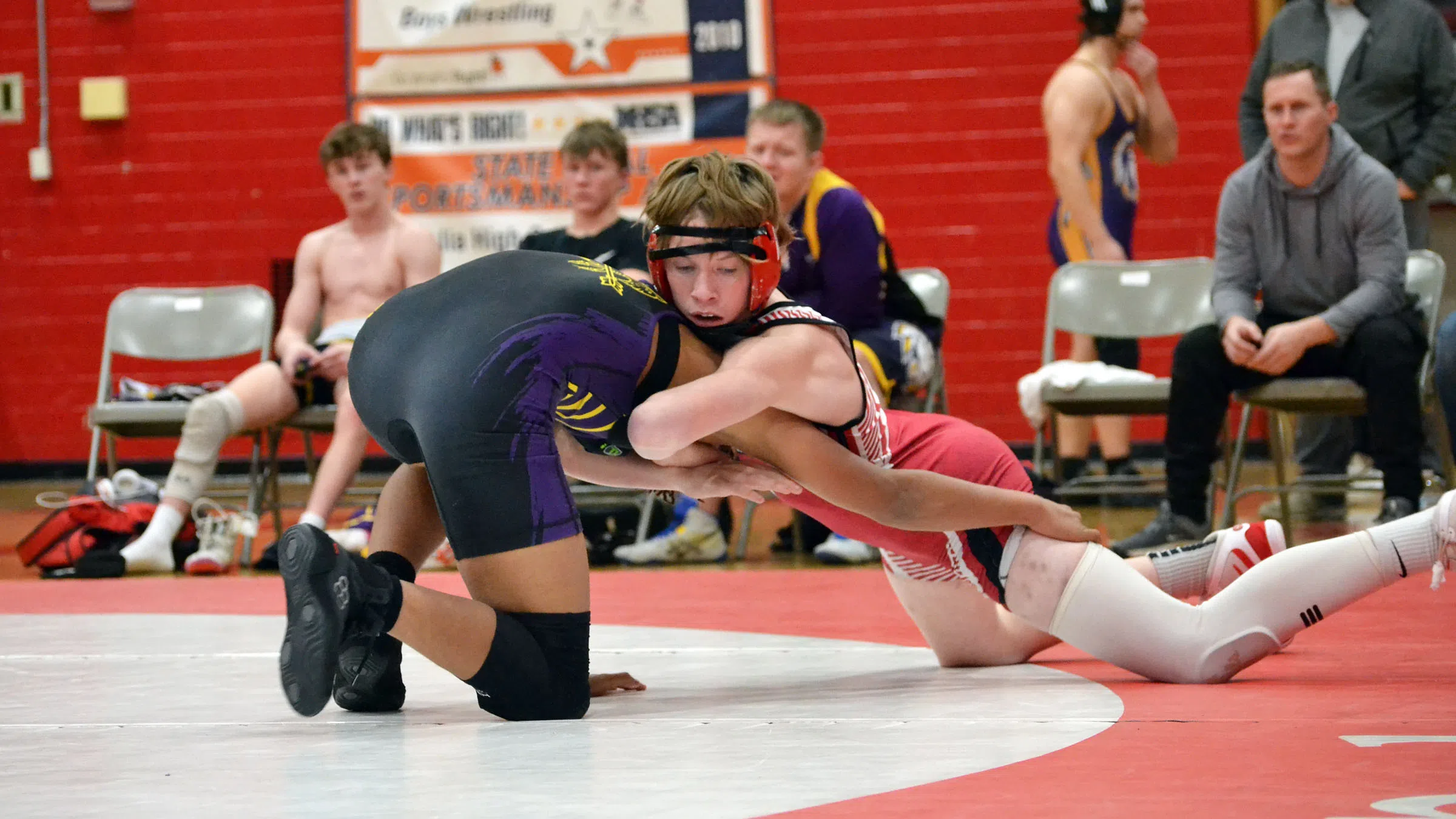 Vandals Wrestlers pick up 2 dual team wins at home on Thursday