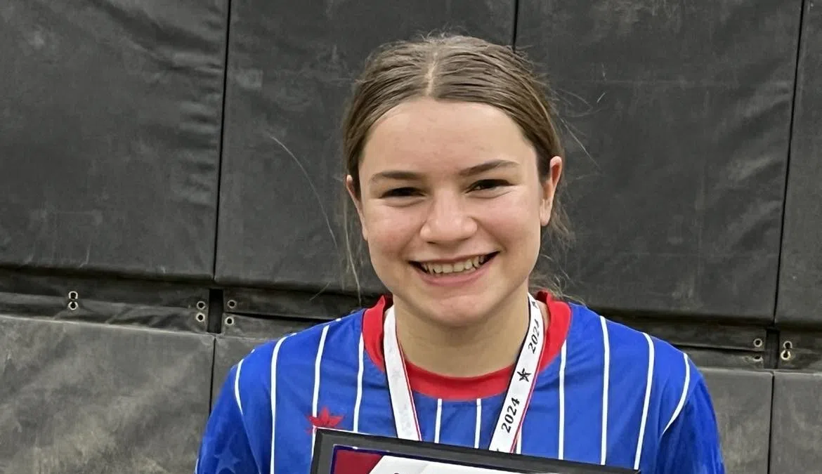 Z20 Bombers 14U softball team wins DuQuoin Tournament—Vandalia’s Mady McCall with a big weekend