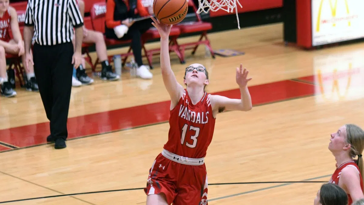 Lady Vandals fall to Wesclin at own Mid-Winter Tournament | I70Sports