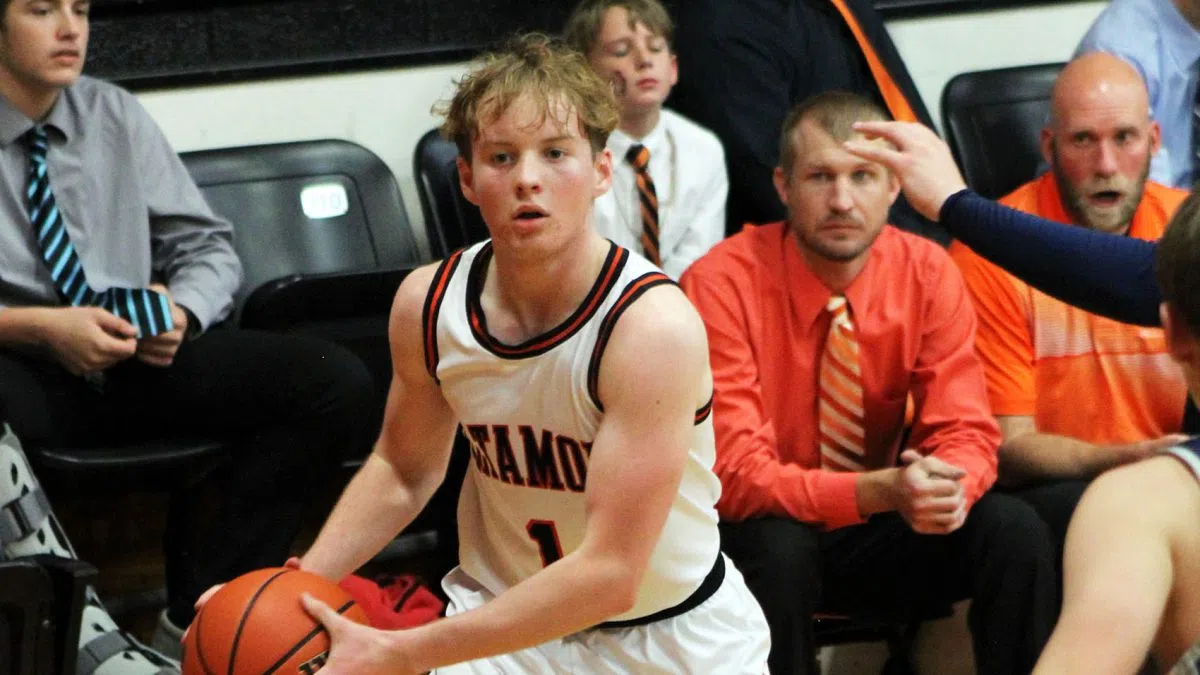 Altamont Indians Dominate Windsor/StewStras in Senior Day Victory