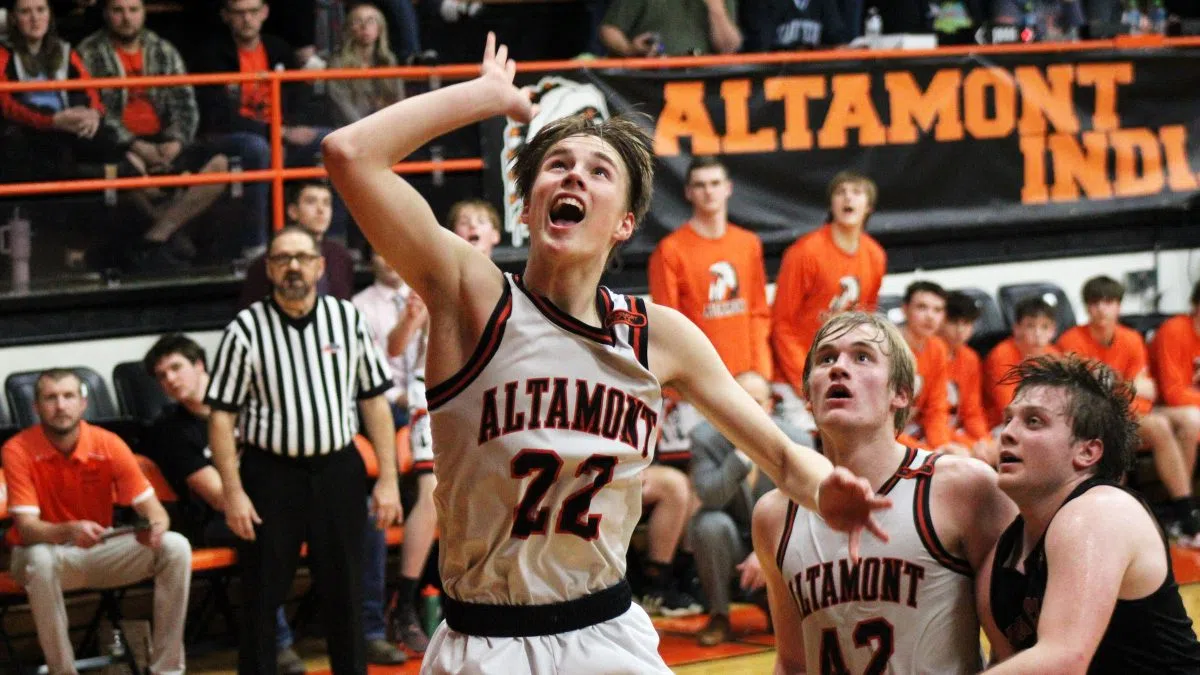 Altamont Indians Secure Victory Over North Clay in Regional Semifinal Clash