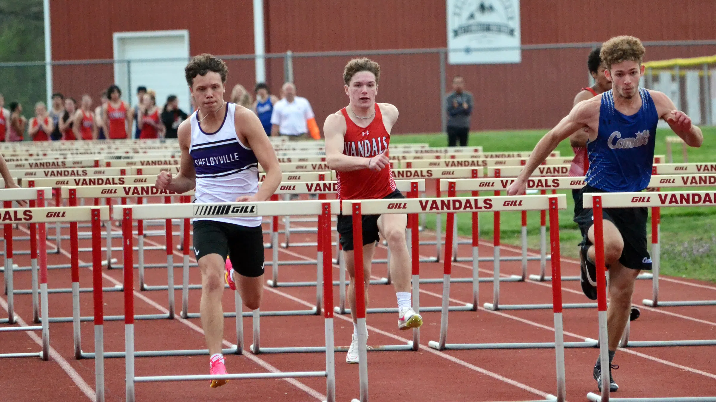Vandalia Boys Track Finishes 6th, Vandalia Girls Finish 9th at Keith Hall Invitational Meet