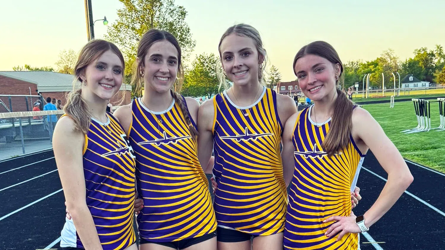 BSE Hurdler Katie Berner and 4×200 Relay Team Qualifies for IHSA 1A State Track Meet