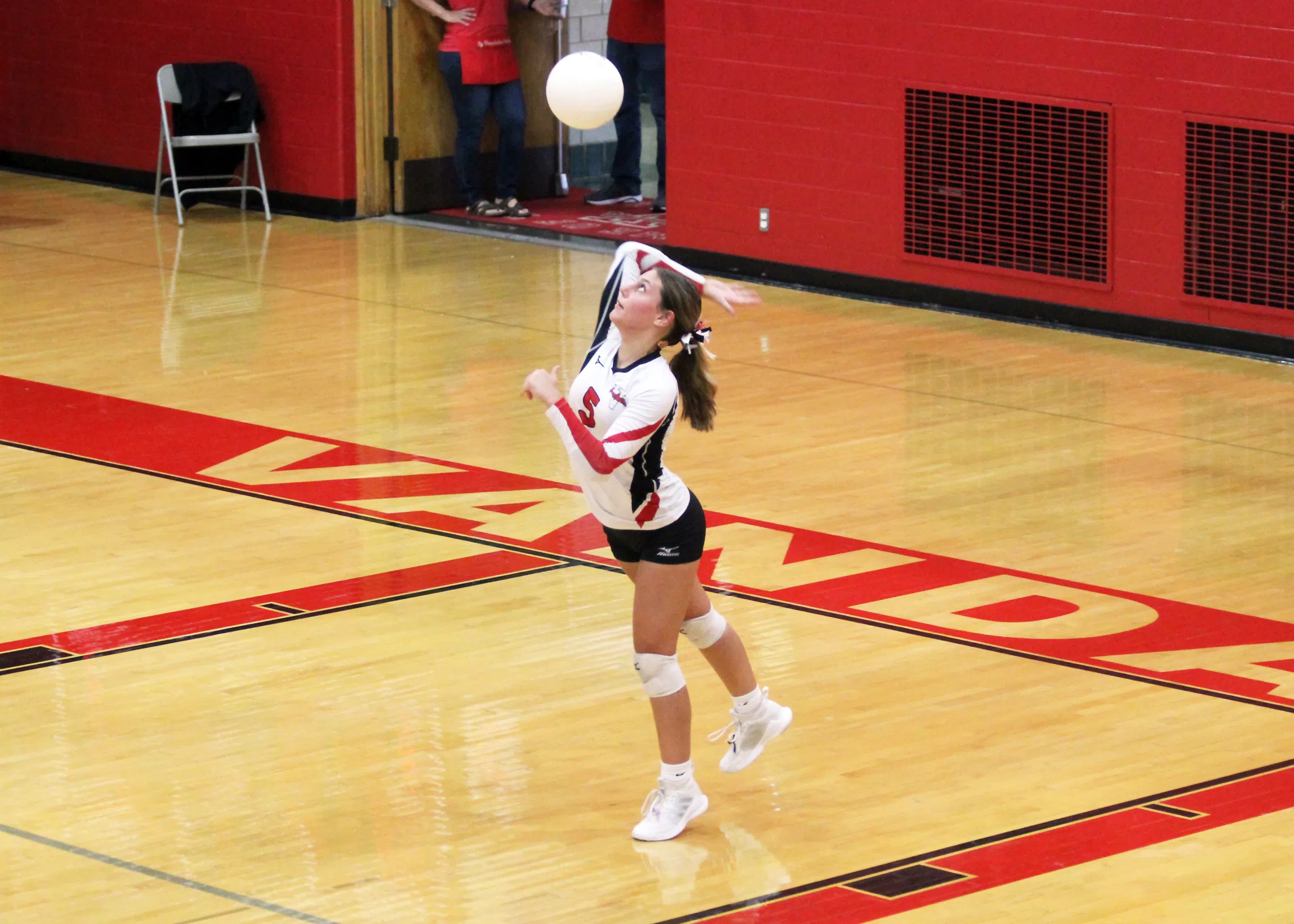 Lady Vandals Volleyball falls to Effingham St. Anthony