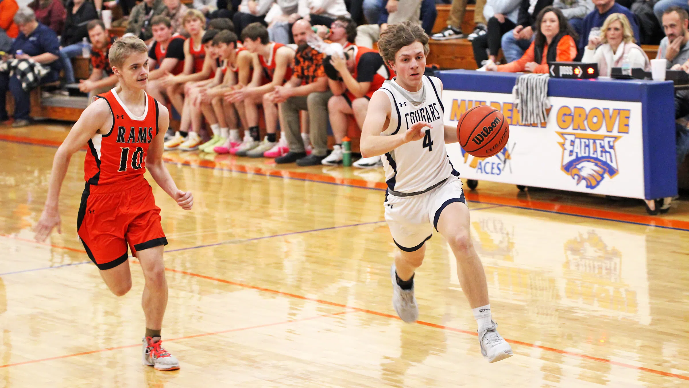 South Central Runs Away From Ramsey in Mulberry Grove Tournament Opening Game