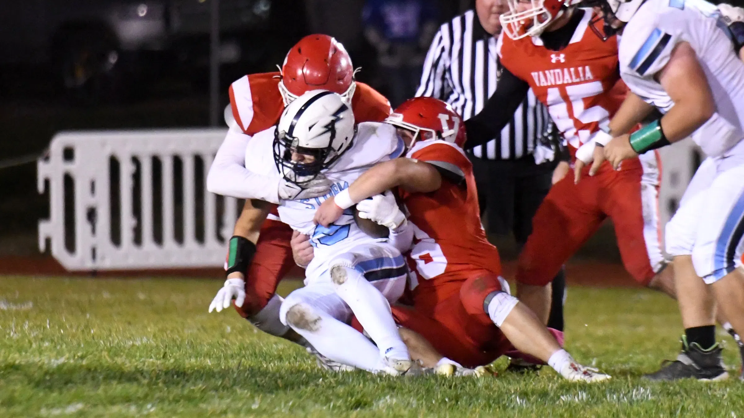 Vandals jump out to big lead early, roll to Round 1 Playoff Win over Sangamon Valley