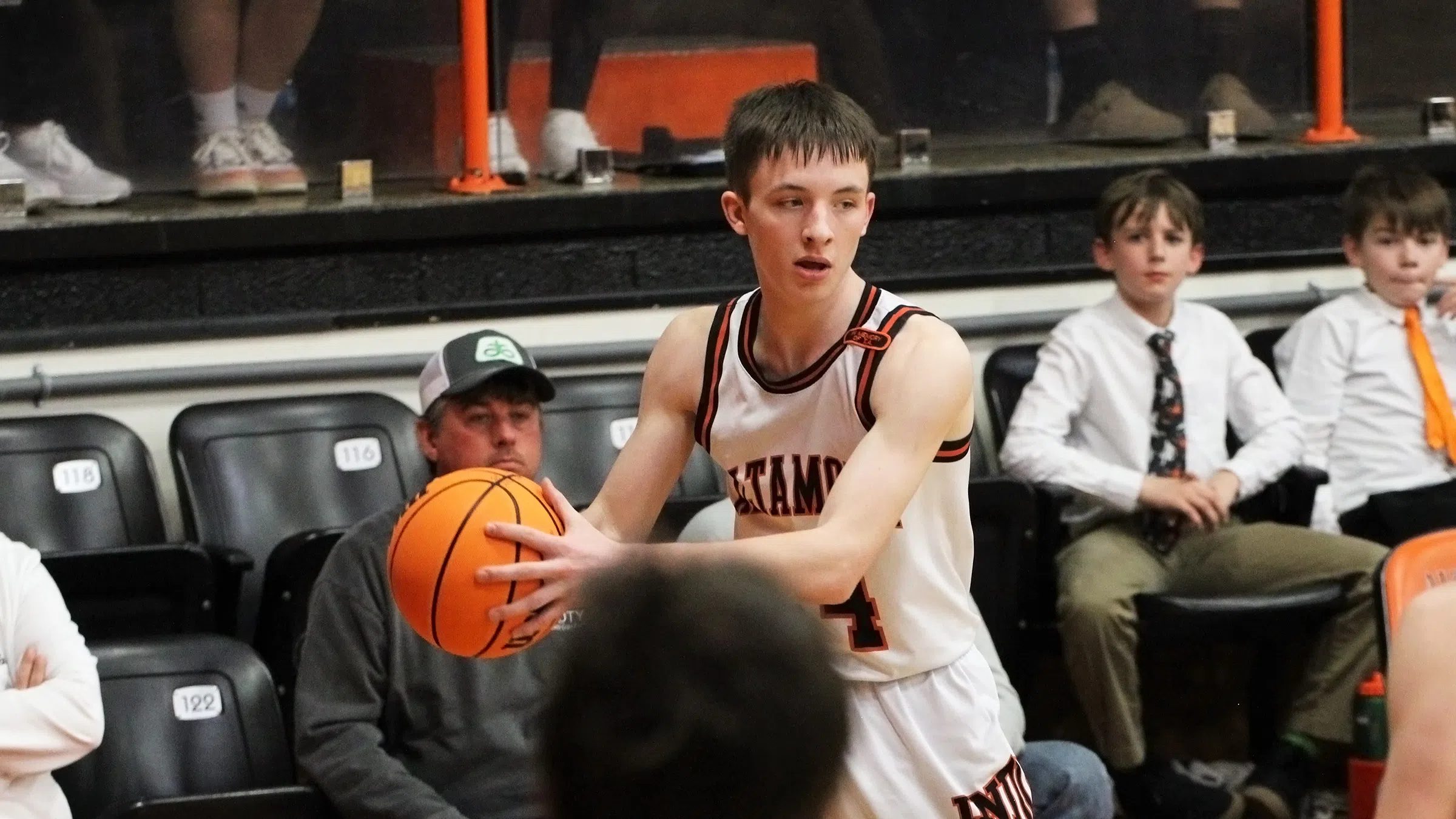 Altamont Beats Marshall in Regular Season Finale