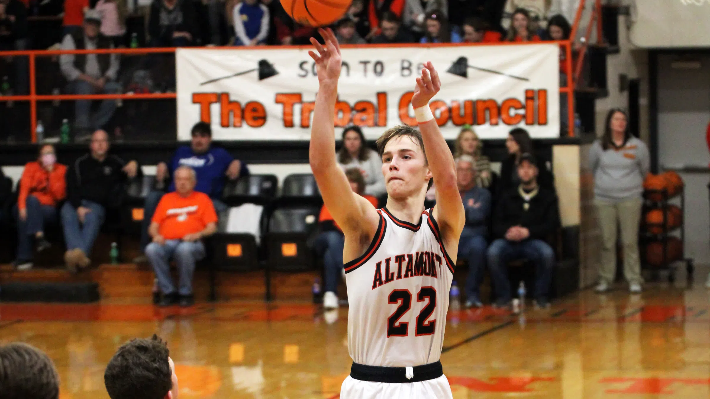 Altamont Can't Hold Off Lawrenceville Comeback, Falls by One Point
