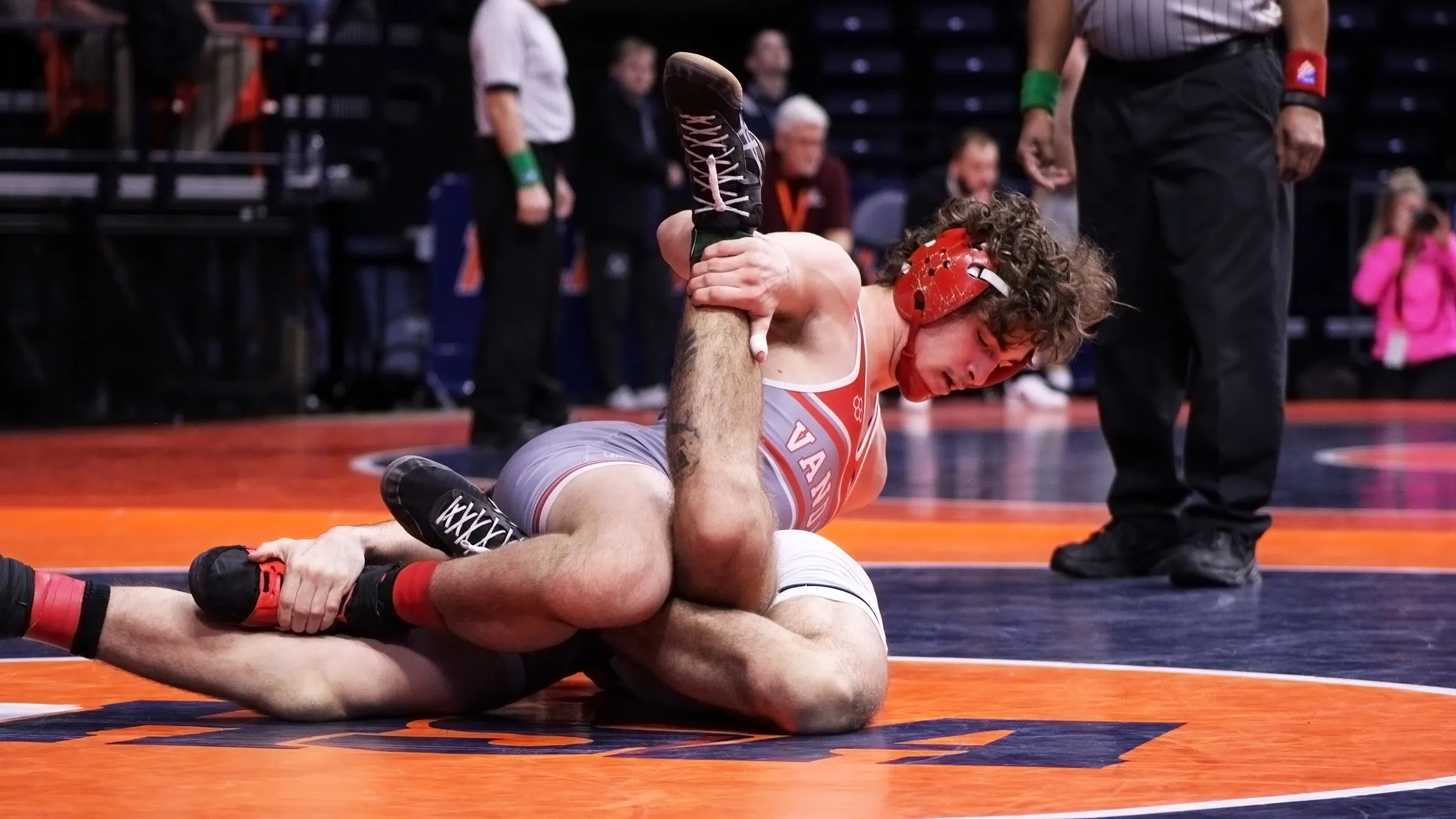 Vandalia's Dillon Hinton Takes 3rd Place at 150lbs at IHSA 1A Individual Wrestling State Tournament