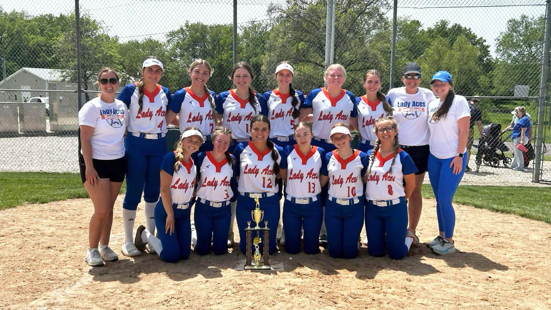 Mulberry Grove Wins EIC Softball Tournament