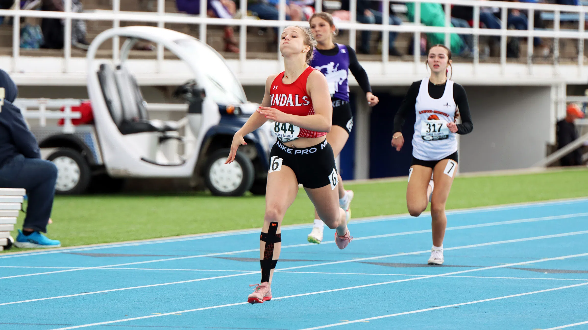 Vandalia’s Sophie Bowers and Hannah Brown Qualify for Finals of 1A State Track Meet