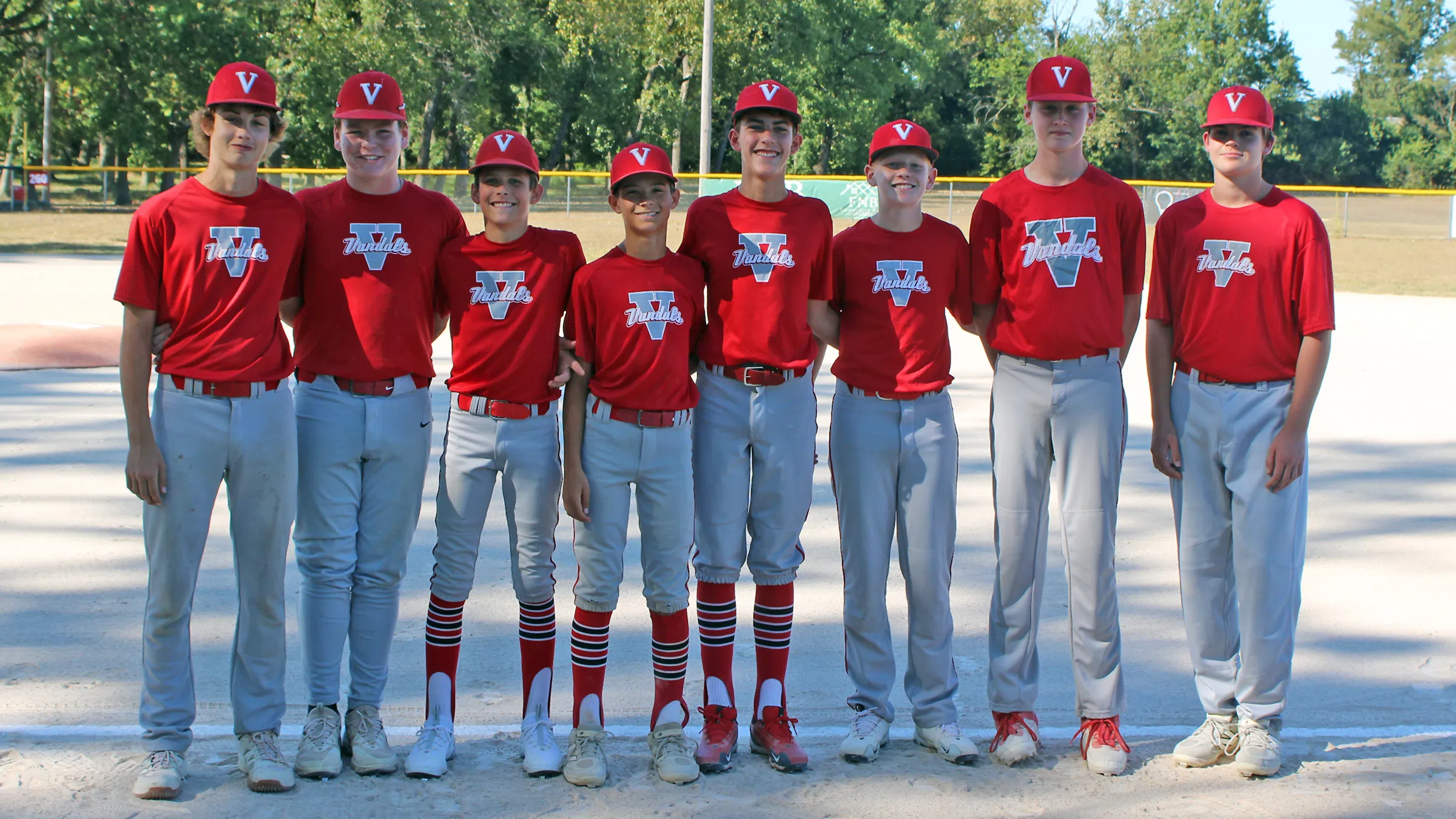 Vandals Junior High Baseball Routs Staunton on Eighth Grade Night