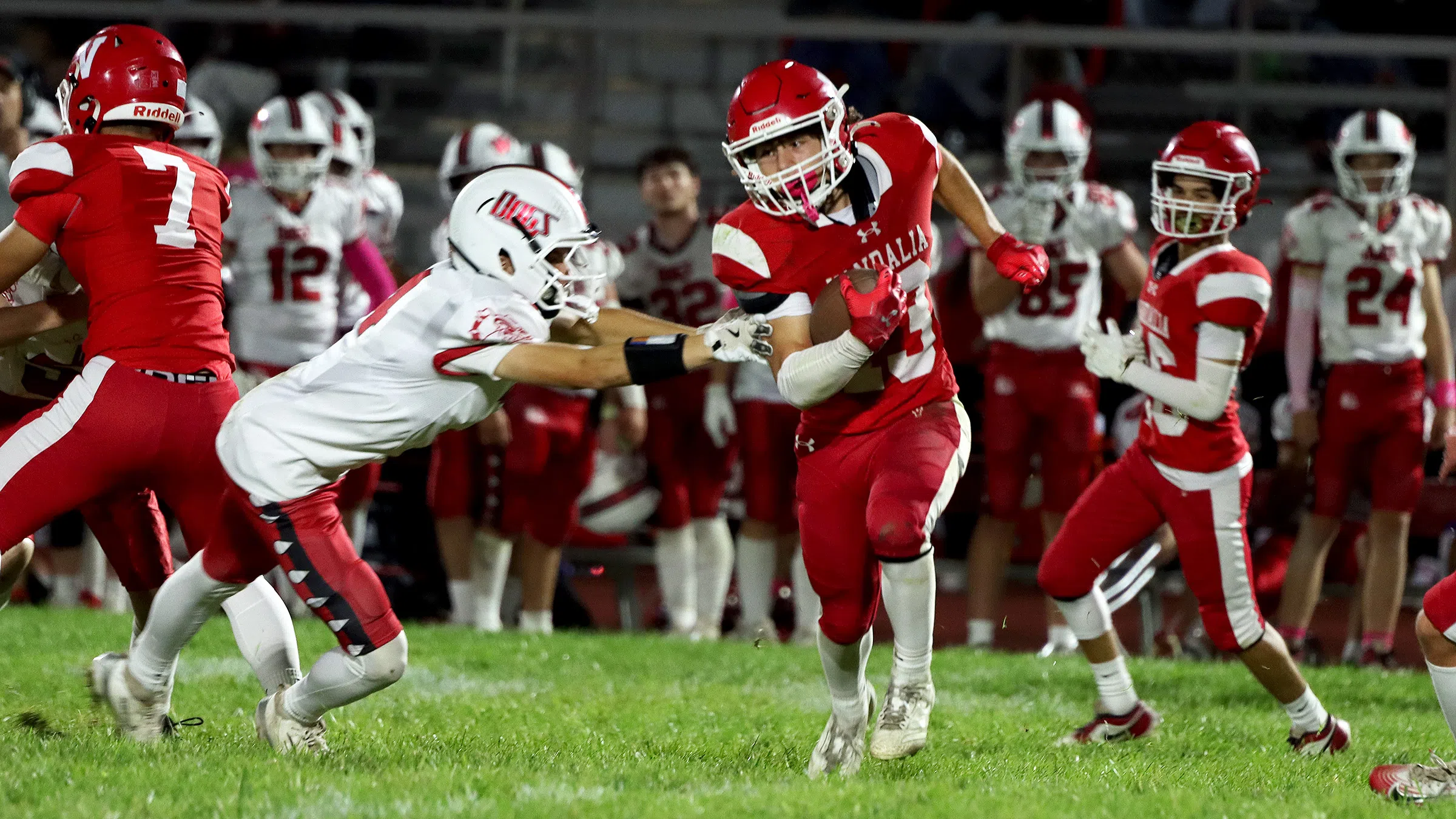 Vandals Football rolls to big win for Homecoming-improve to 7-0