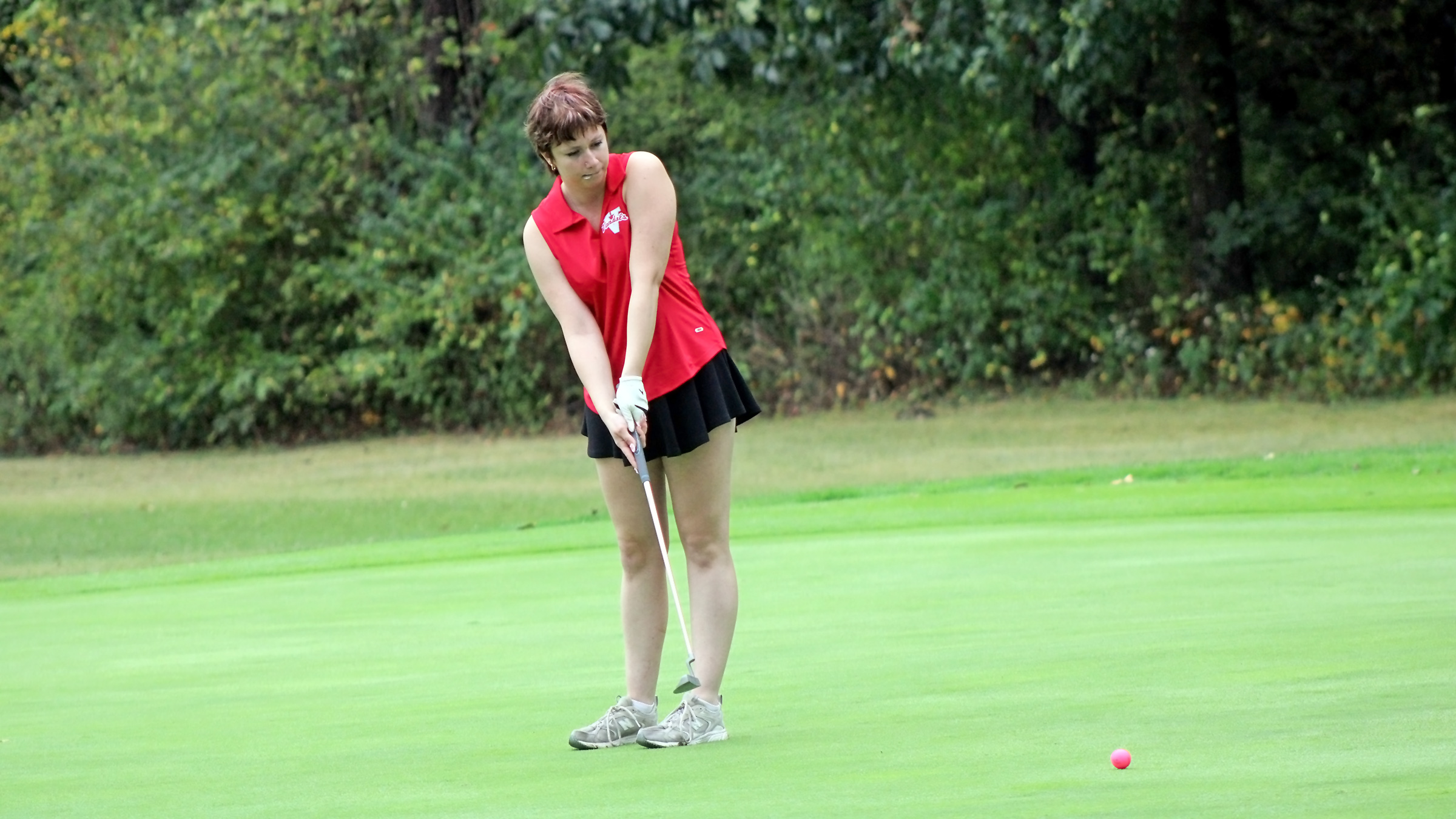 Lady Vandals Golf Falls to Hillsboro in Triangular Match