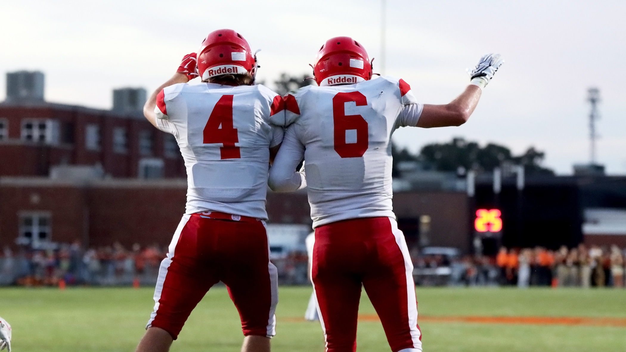 Vandals go on road and roll to win over Lanphier--Finish regular season at 7-2