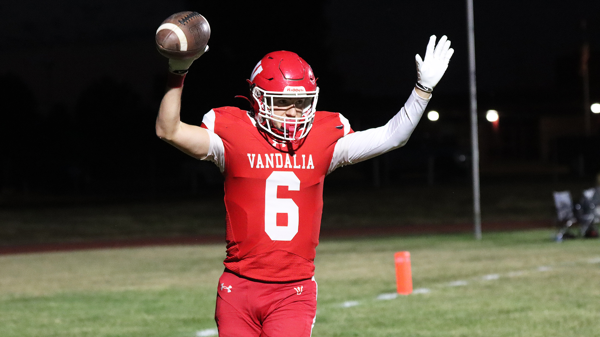 Vandals put up 61 points---including 27 unanswered over the final 15 mins of the game--- in their win over North Mac on Senior Night