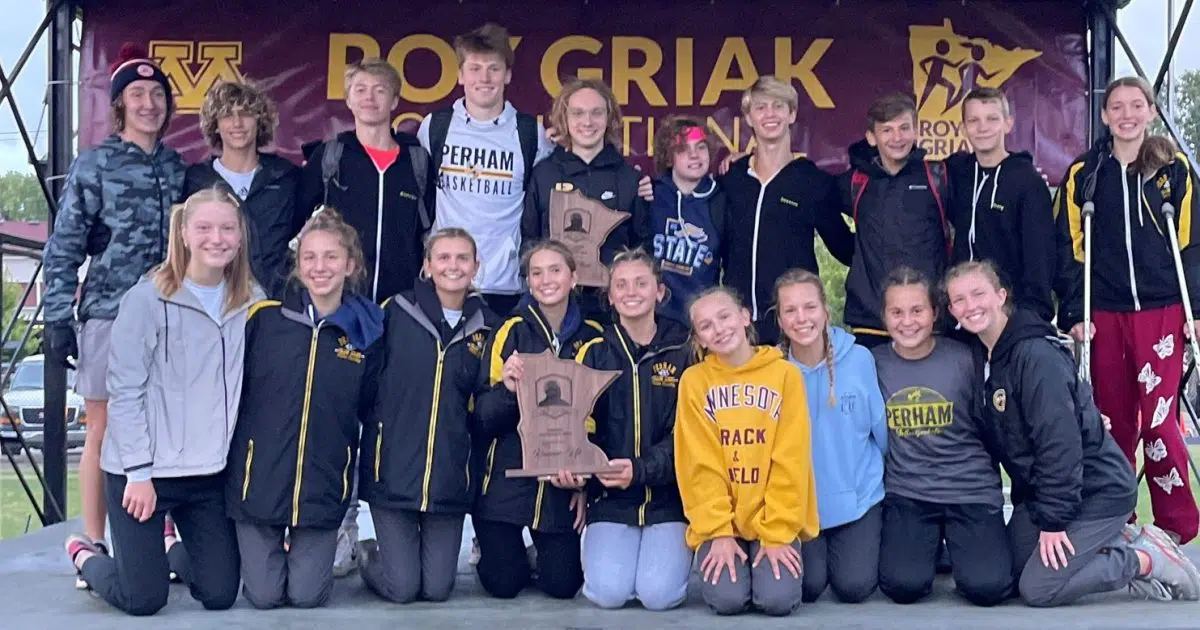 Perham XC Captures TopThree Finishes At Prestigious Roy Griak