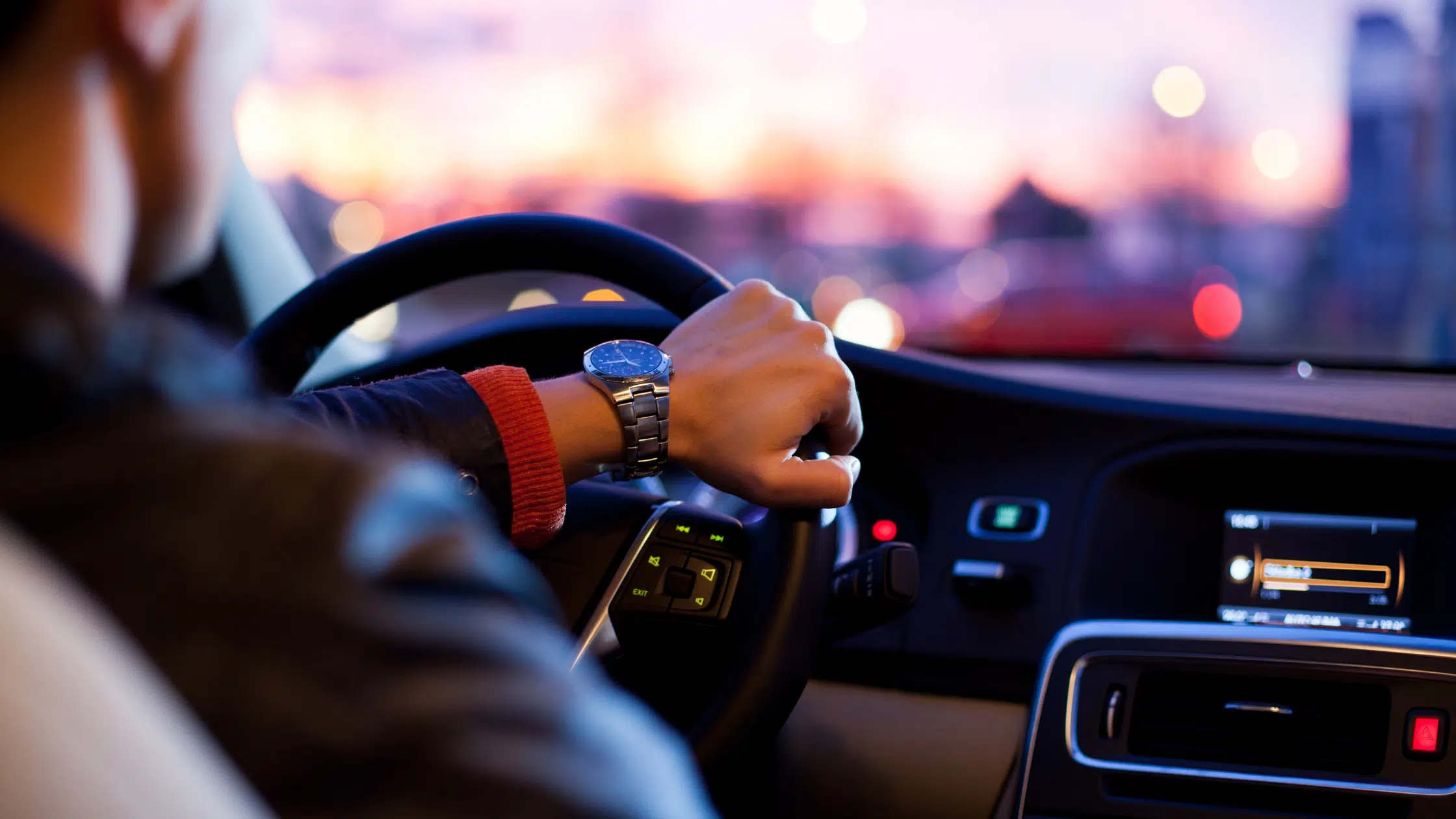ONTARIO MAKING IT EASIER AND SAFER TO RENEW DRIVER'S LICENCES