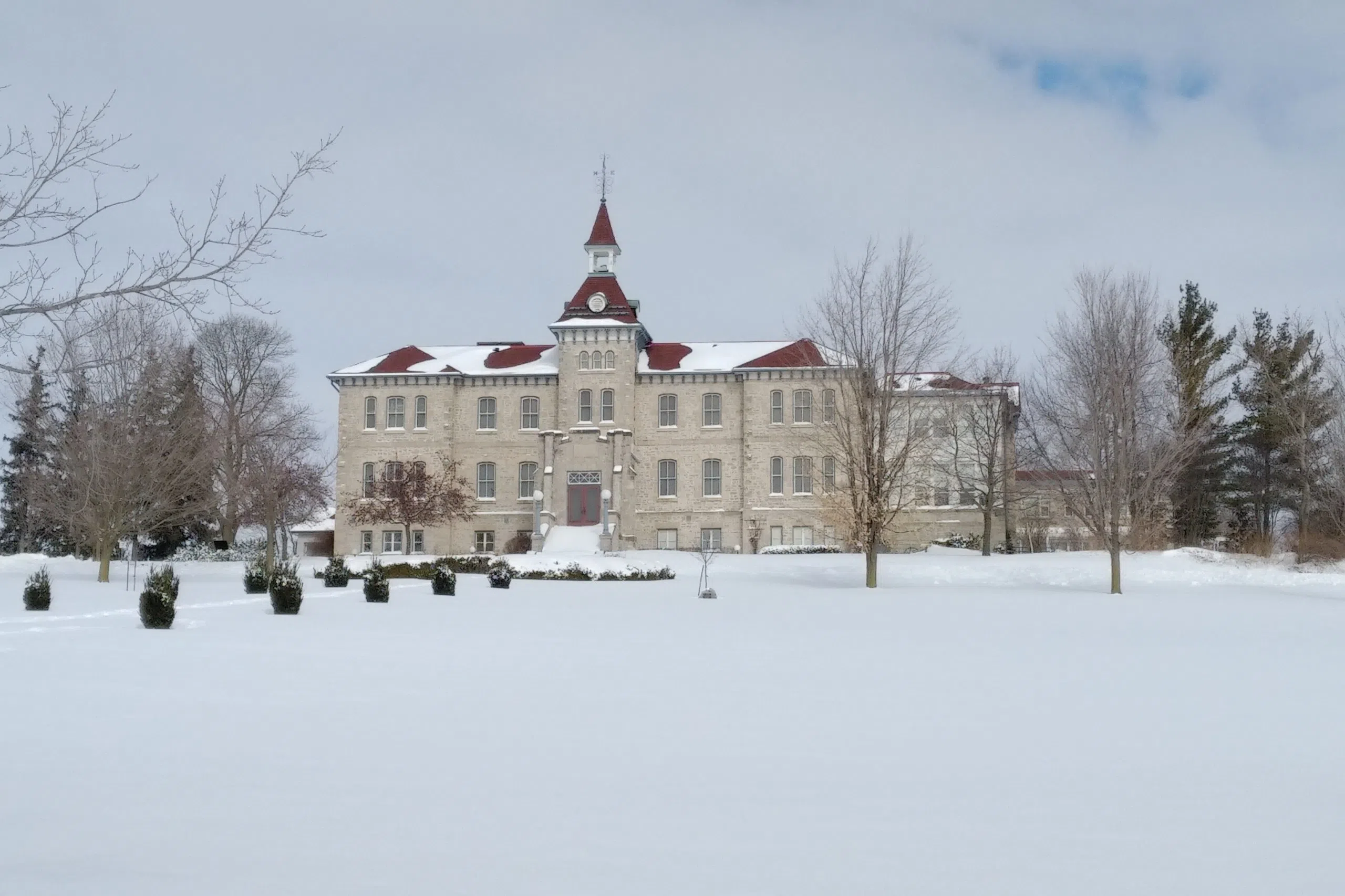 WELLINGTON COUNTY LIBRARIES AND THE MUSEUM AND ARCHIVES ANNOUNCE RE-OPENING DATE