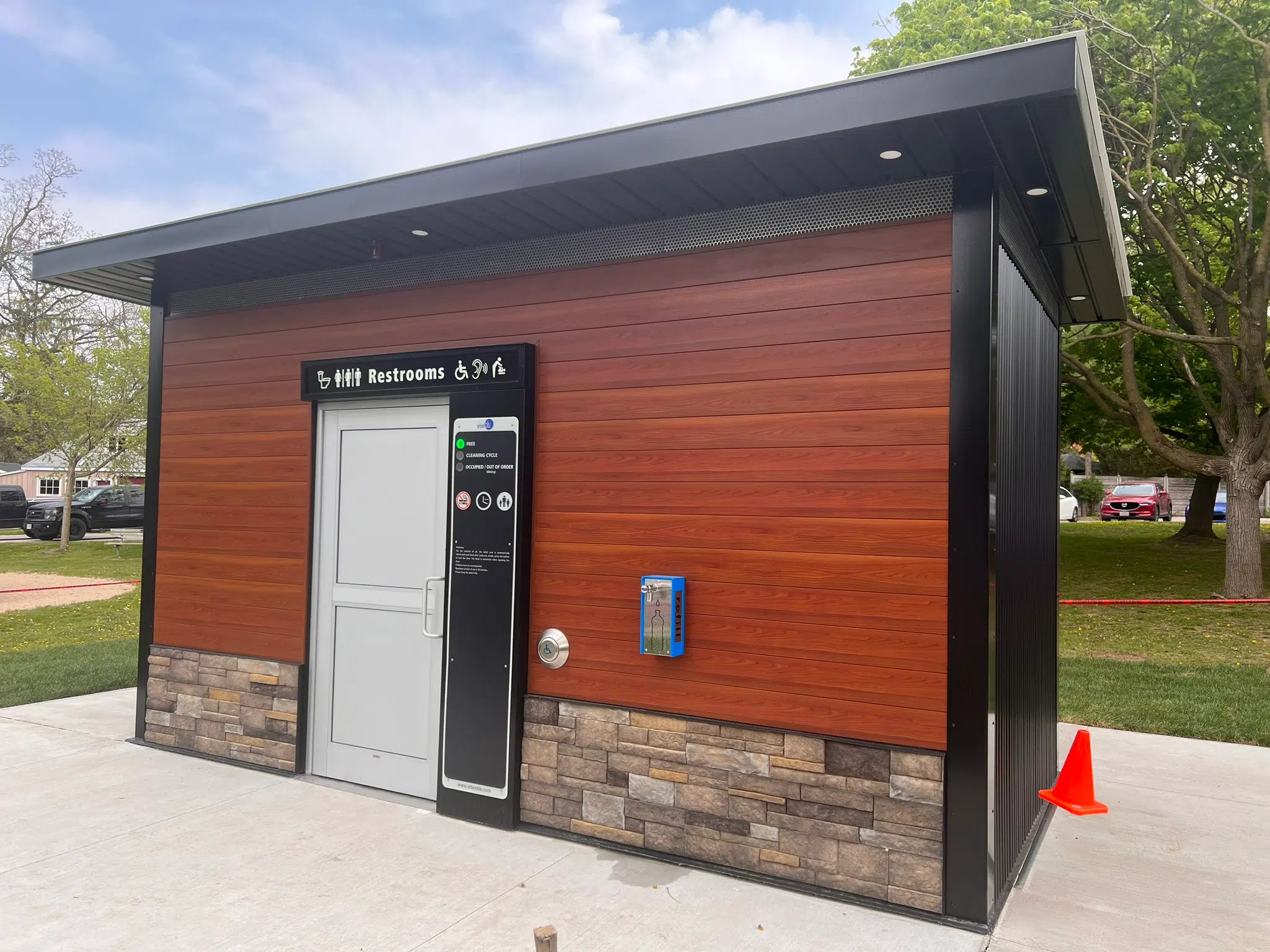Townships New Self-Cleaning Washroom Ready for Use in Elora