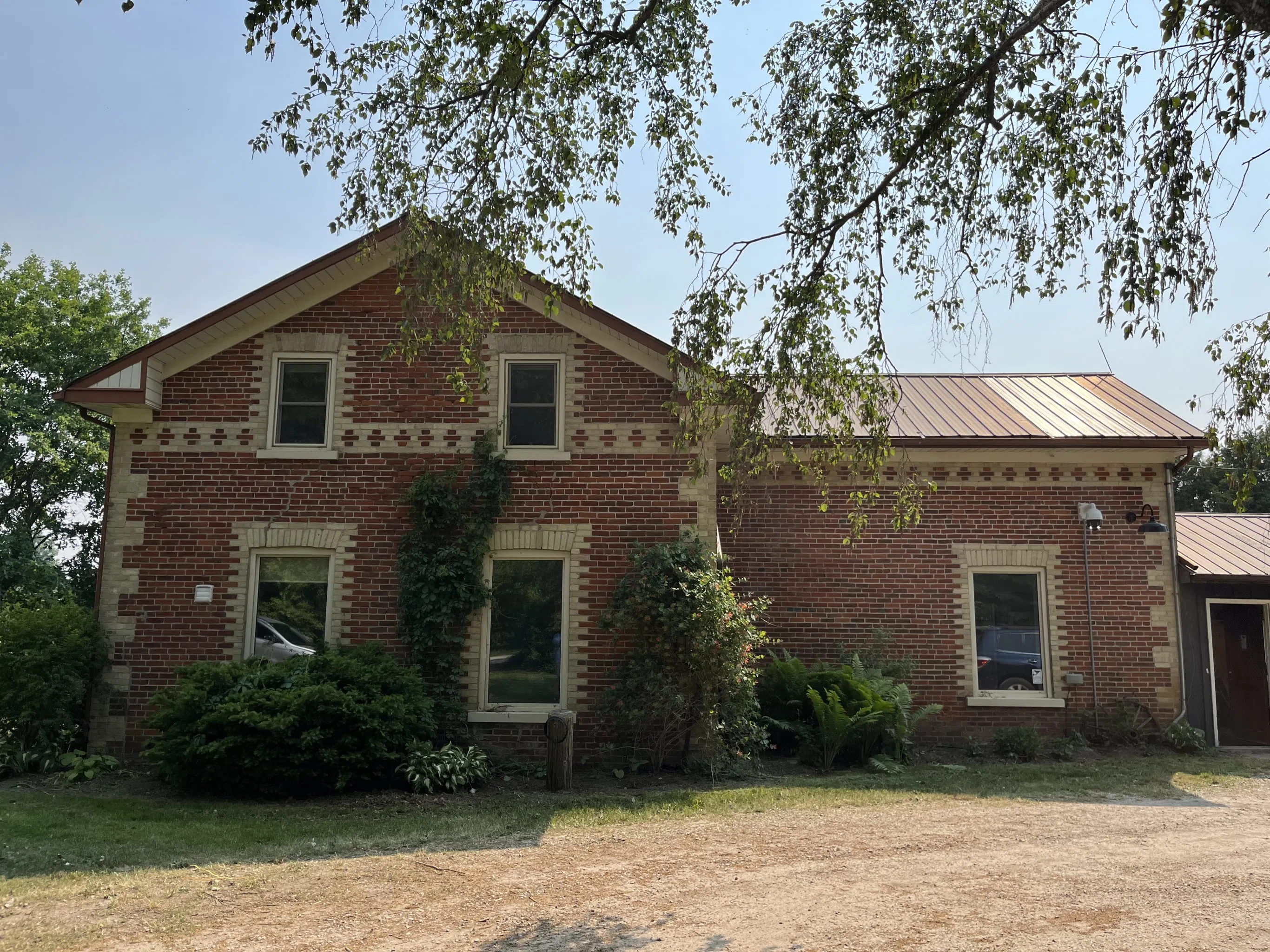 Fergus Farmhouse to Accommodate Healthcare Professionals Starting this Month