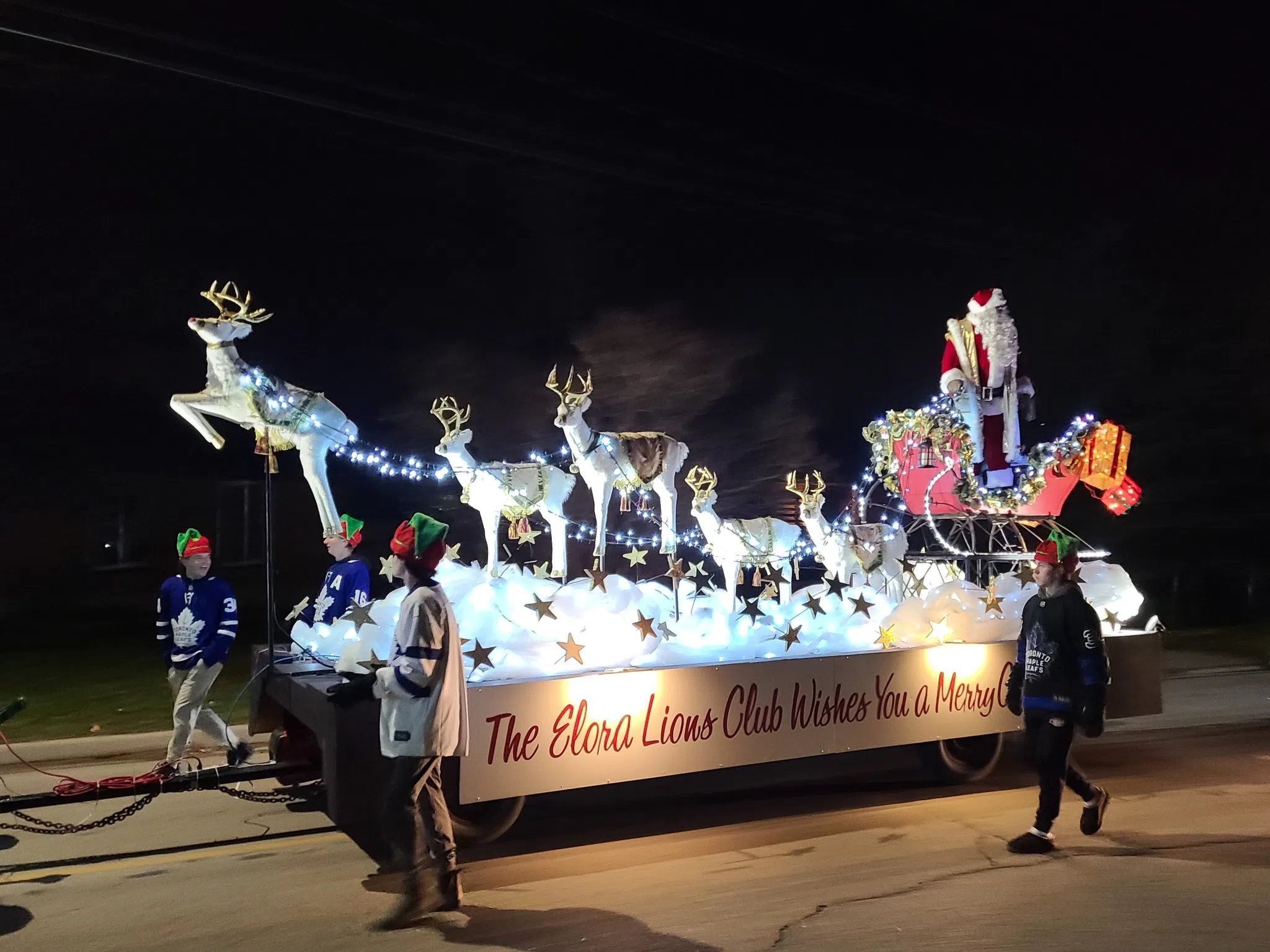Ho Ho Ho! Elora Lions Night Time Santa Claus Parade Rolls into Town this Saturday