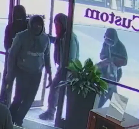 Guelph Police Investigating Jewelry Store Robbery Tuesday