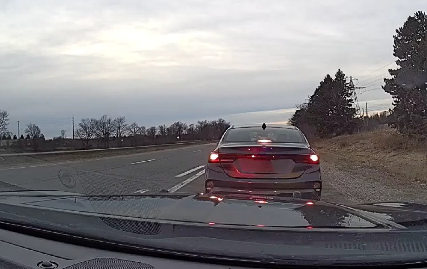 Guelph Driver Charged with Stunt Driving on Hanlon Parkway North