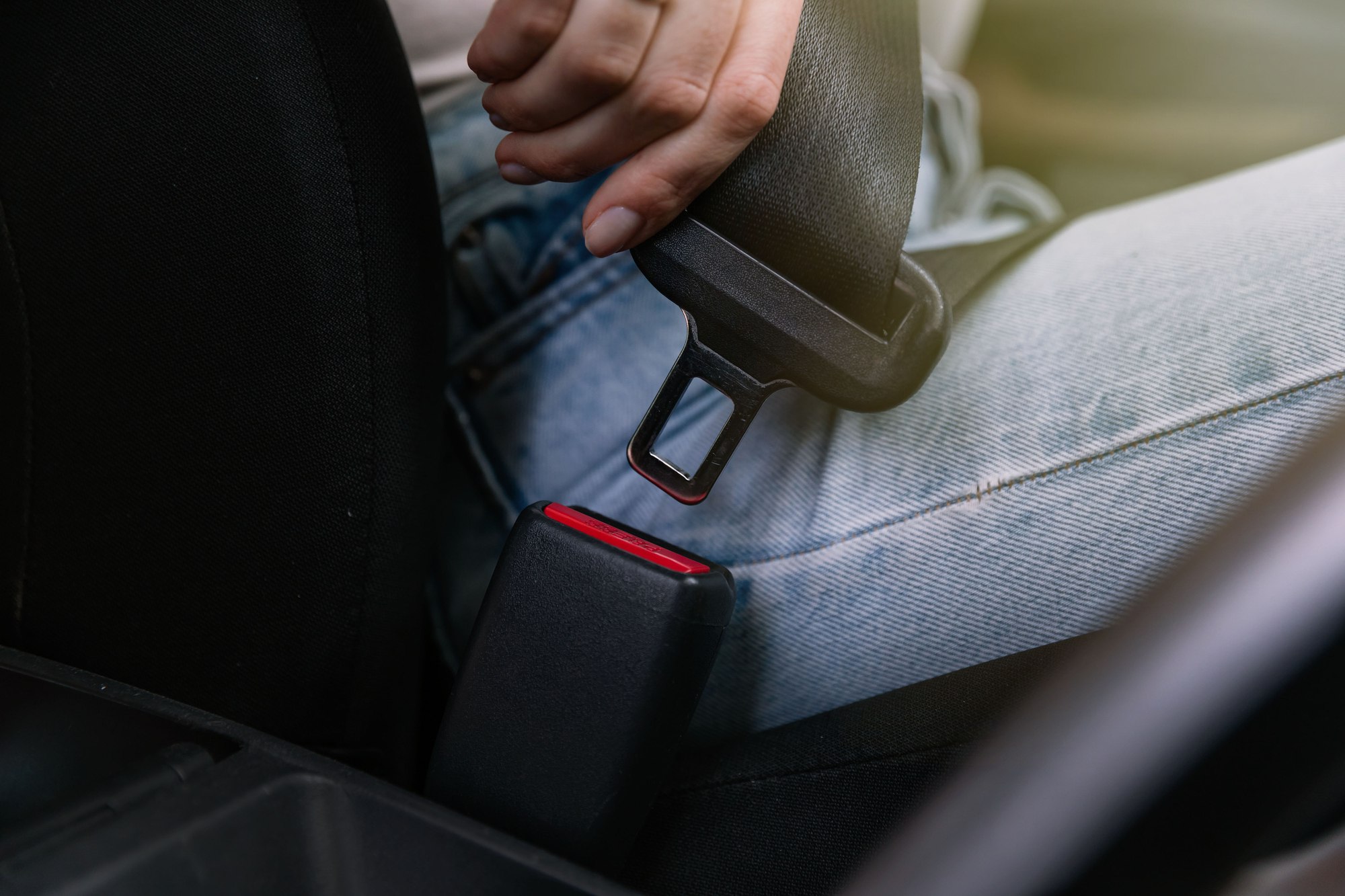 Four Guelph residents charged with seatbelt offences in Elora