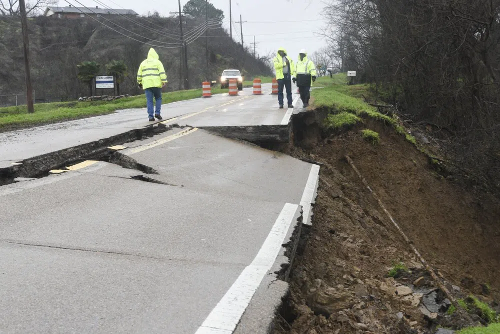 Hill collapses, roads flooded, dam eroded by Southern rains