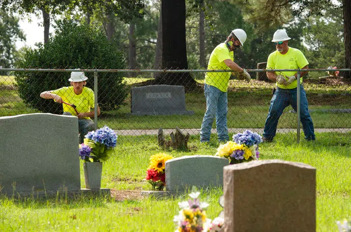 Texas Town Removes Fence Between White, Black Cemeteries