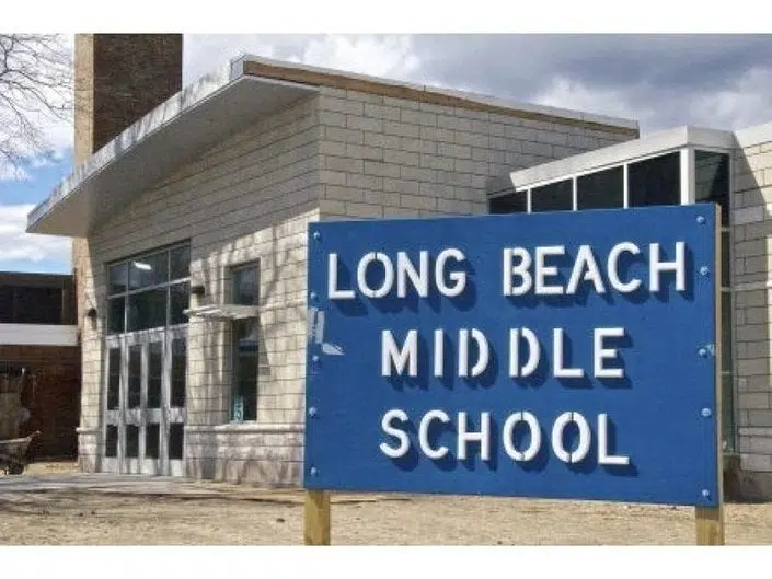 Mississippi Middle School In Quarantine After Virus Outbreak