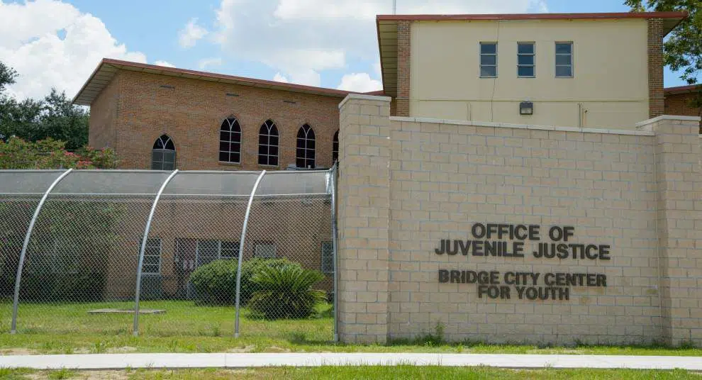 Louisiana detention center: 6 youths escape, 5 caught