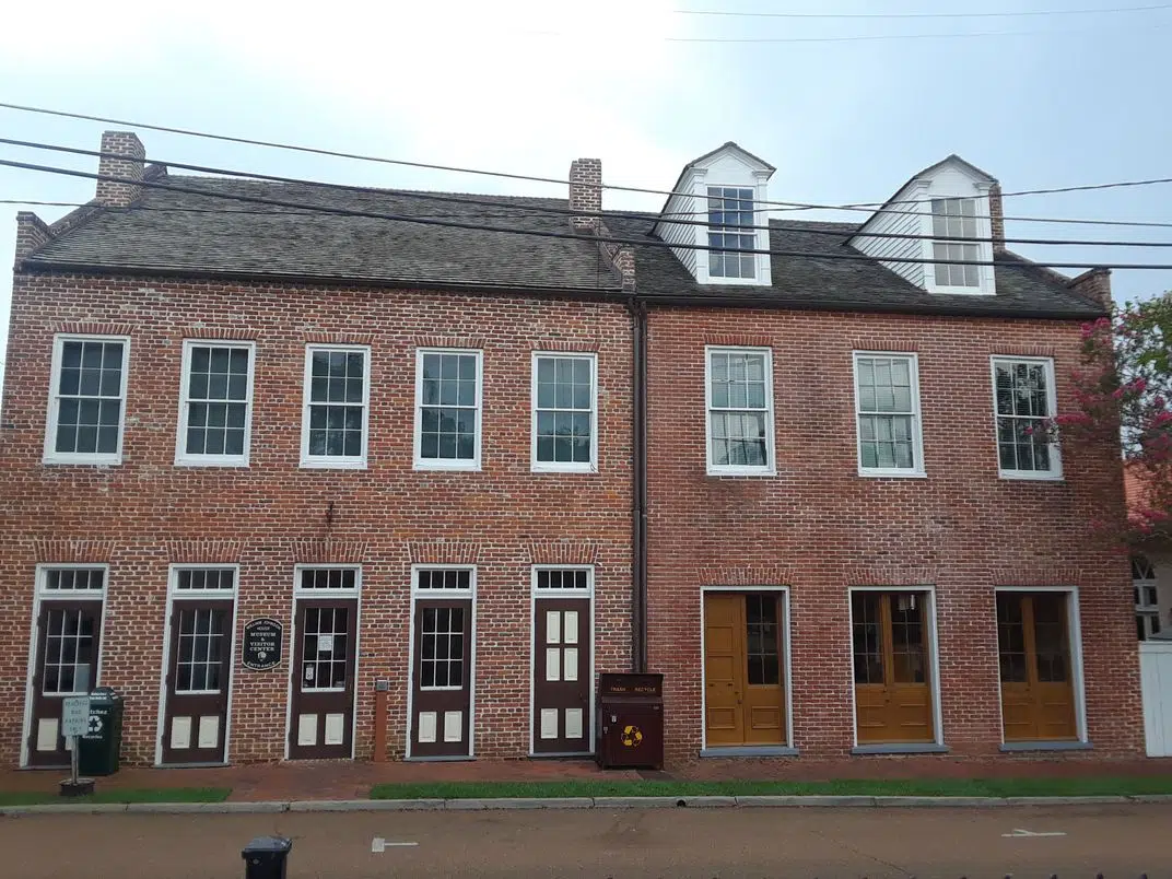 THE 15 BEST SMALL TOWNS TO VISIT IN 2021