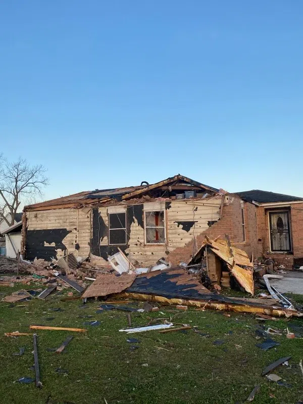 Powerful tornado kills one and causes extensive damage in St. Bernard Parish