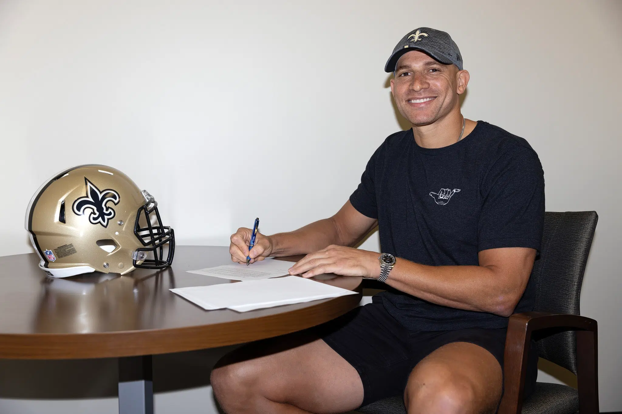 Saints Bring Back Tight End Jimmy Graham and Add Guard Trai Turner