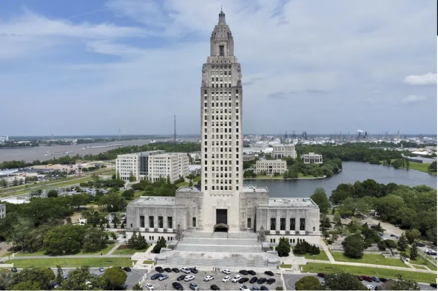 Louisiana lawmakers have until Jan. 15 to enact new congressional map, court says