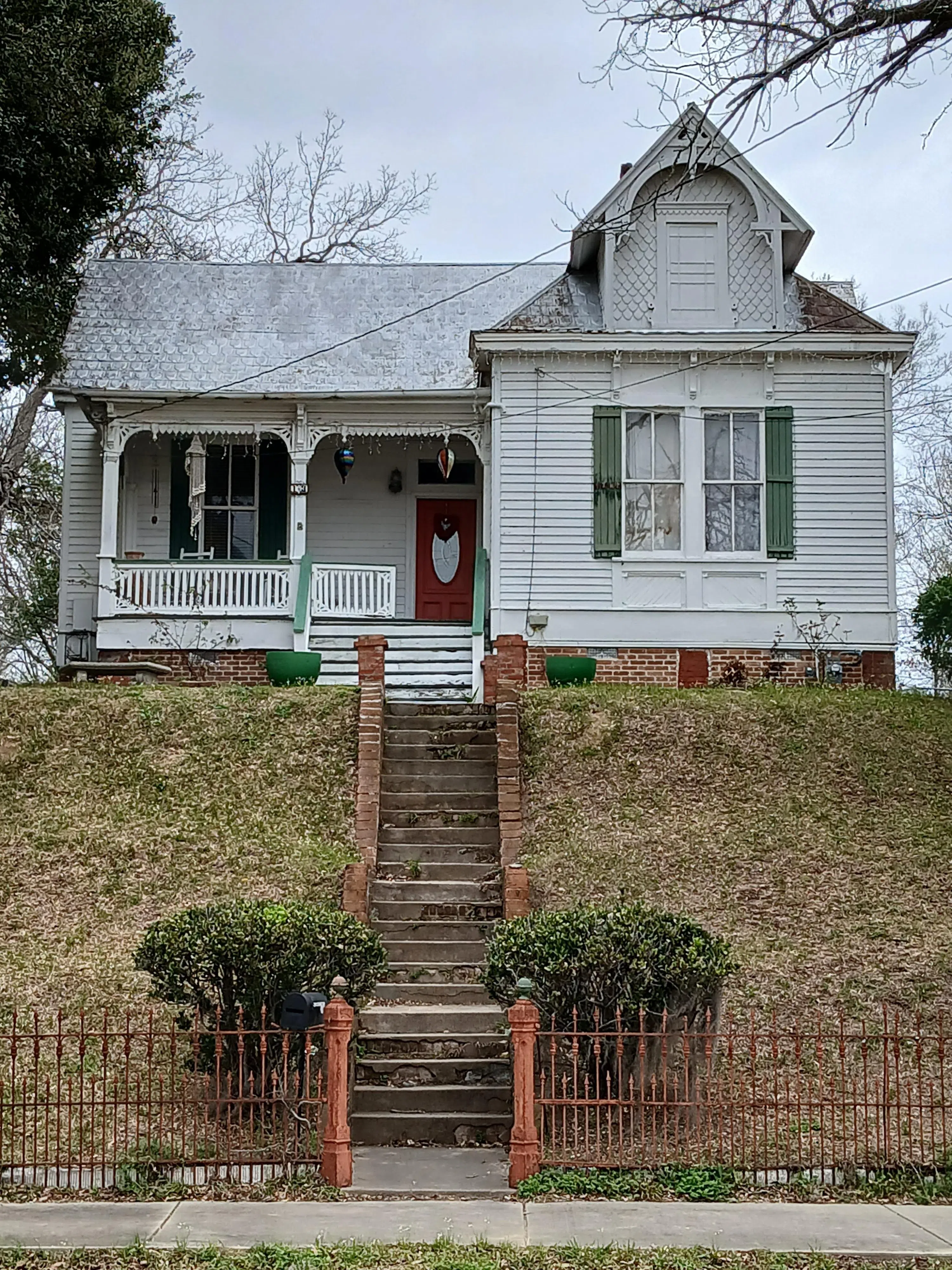 George F. Bowles house receives historical marker