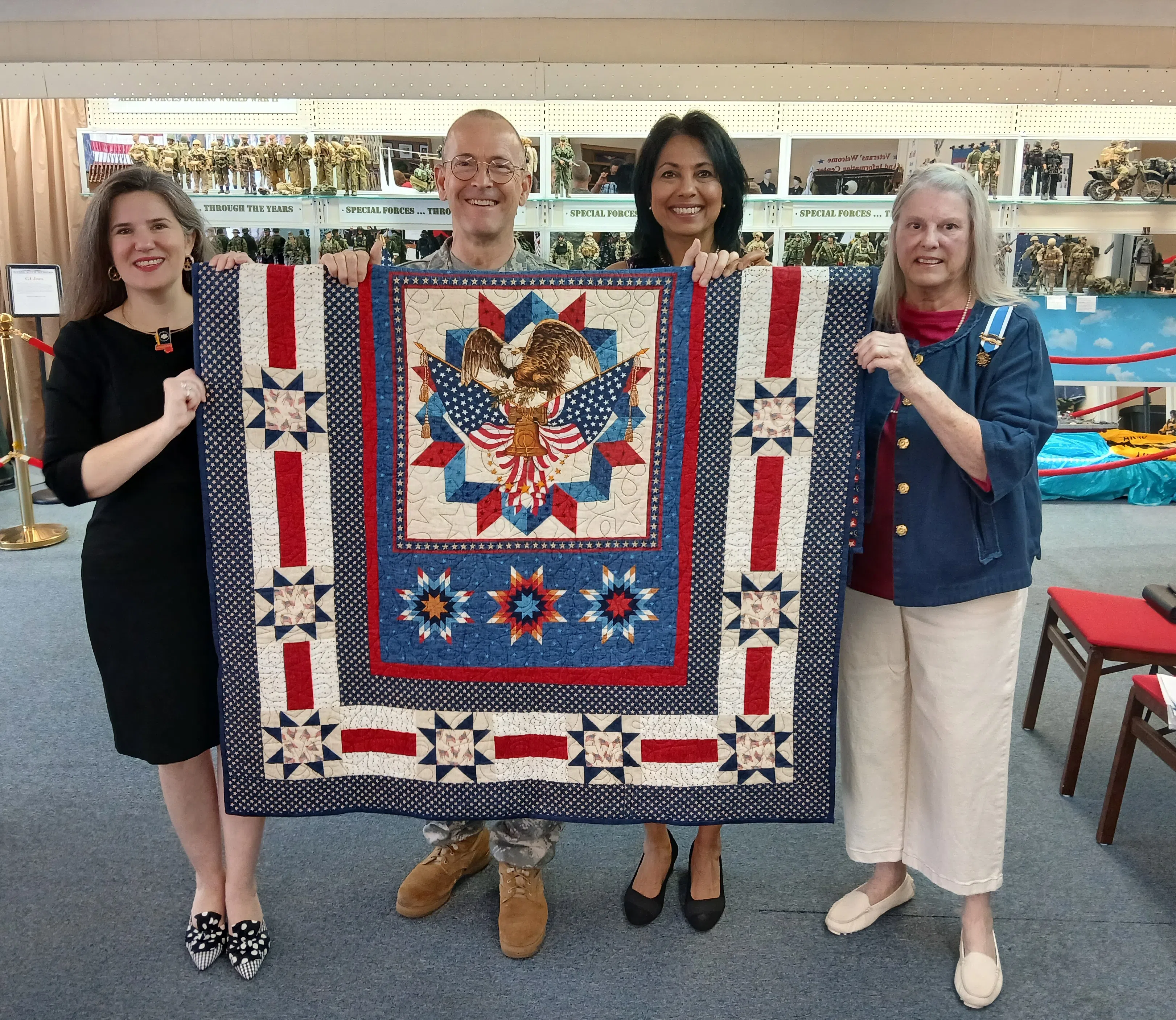 Army veteran Larry Smith honored with Quilt of Valor