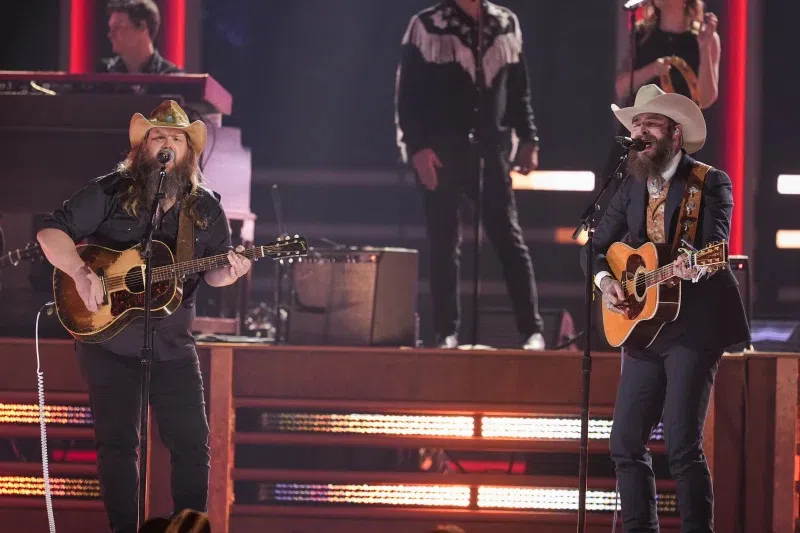 Chris Stapleton wins 4 CMA Awards, but Morgan Wallen gets entertainer of the year