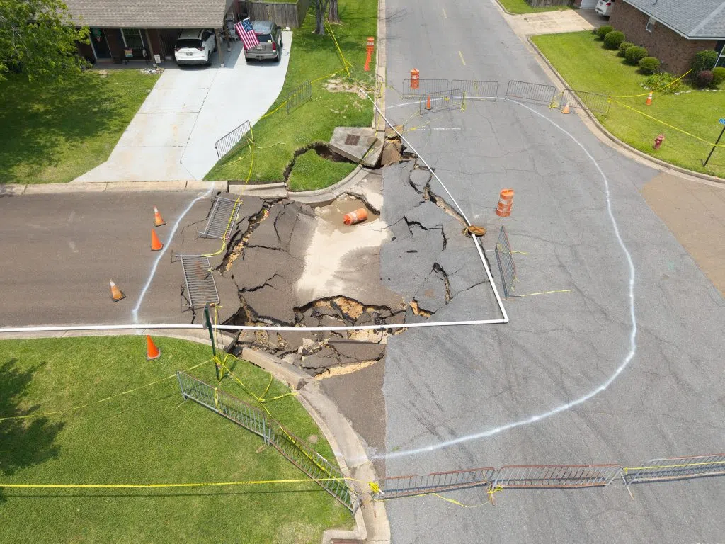 Aerial Image of sinkhole in Vidalia, LA - Dated 05-17-2025