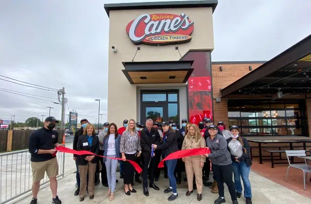 Raising Cane's to Open In St. Cloud By October