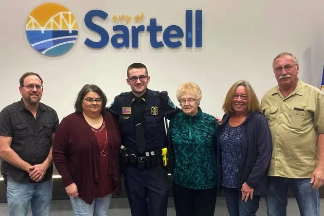 Sartell Police Department Welcomes New Officer Monday Night Knsi