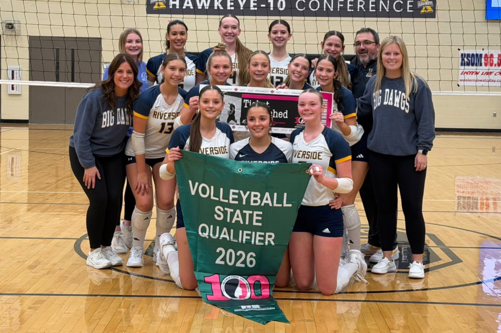 Bulldogs Head Back to State Tournament With Sweep Over Tigers