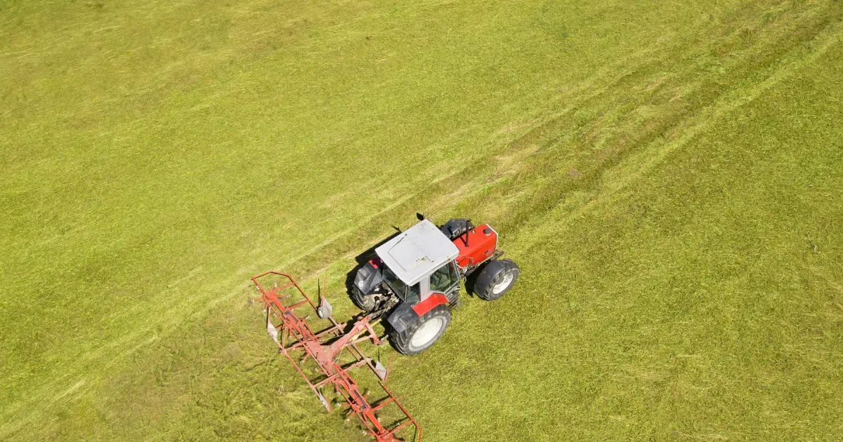 U.S. sales of ag tractors, combines decline in December 2025