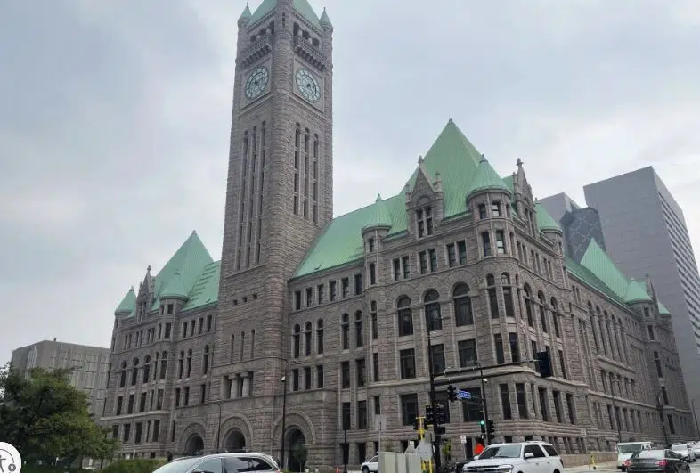 Minneapolis mayor vetoes measure for minimum wage to Uber and Lyft