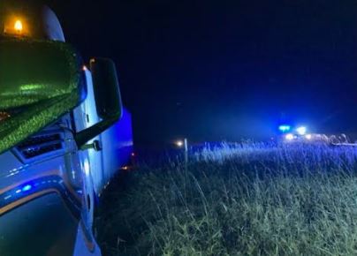 Roads across eastern North Dakota, South Dakota and western Minnesota are icy with freezing drizzle and accidents - Vimarsana News