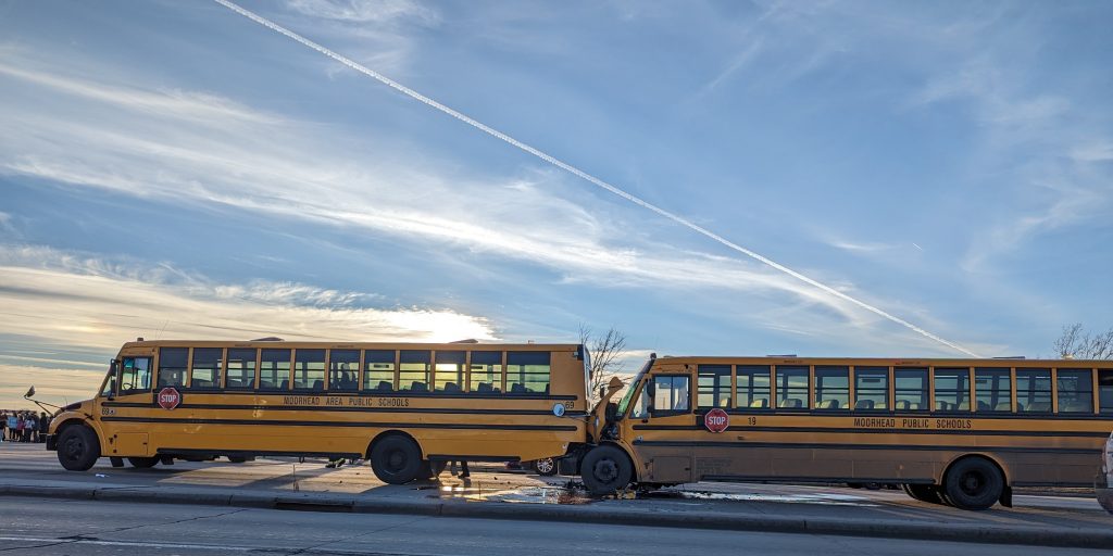 Two school busses collide in Moorhead, no serious injuries - Vimarsana News
