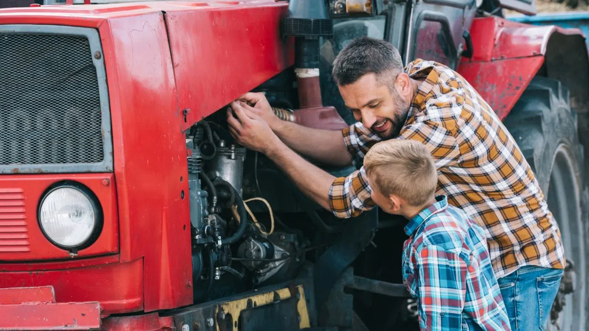 EPA clarifies farmers’ right to repair equipment