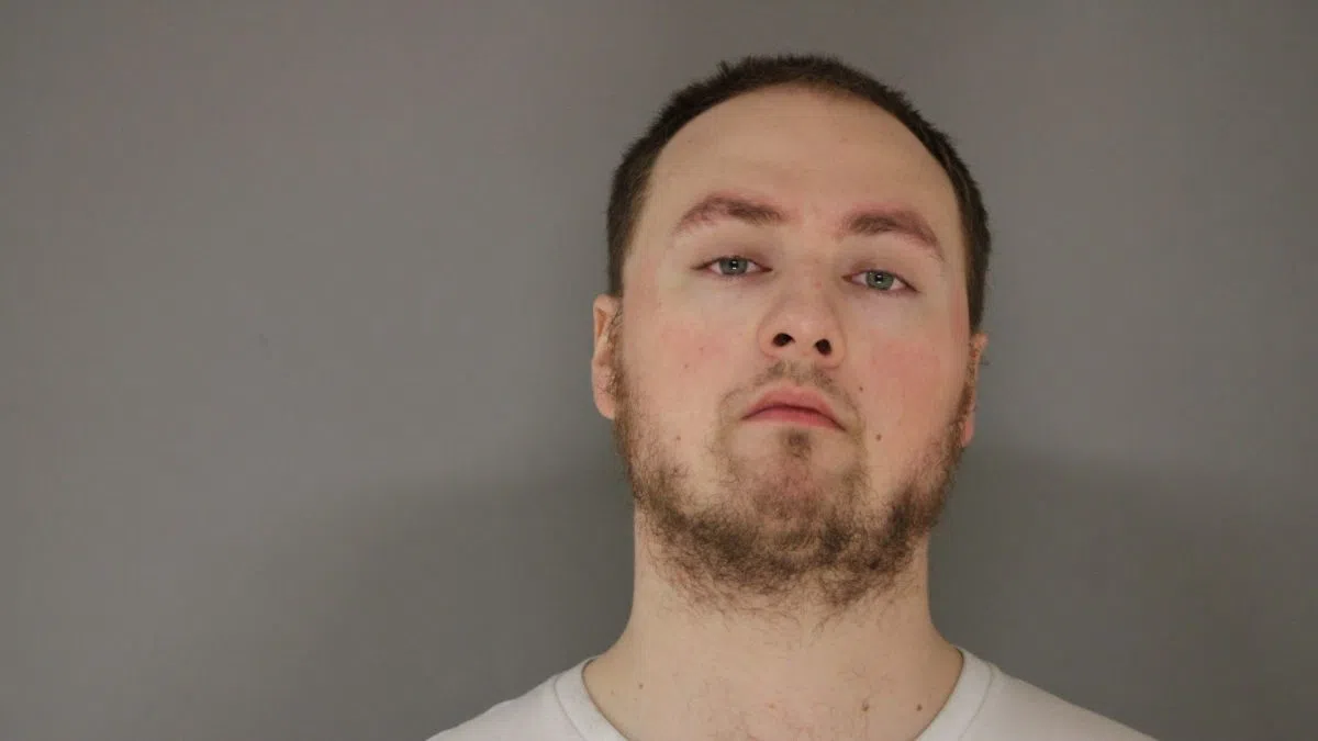 Southern Minnesota man facing charges of threatening Otter Tail County politician